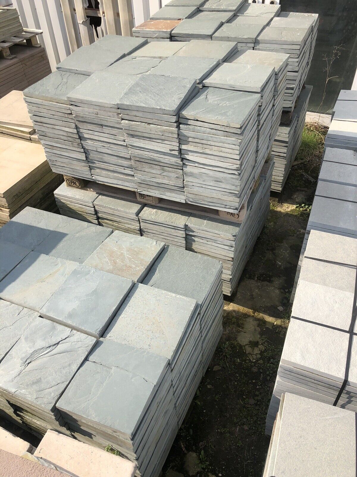Terrassenplatten Schiefer Grau Grün Naturstein Restposten 30x30cm 1 Qm 5 Terrassenplatten Schiefer Grau Grün Naturstein Restposten 30x30cm 1 Qm – Bild 5