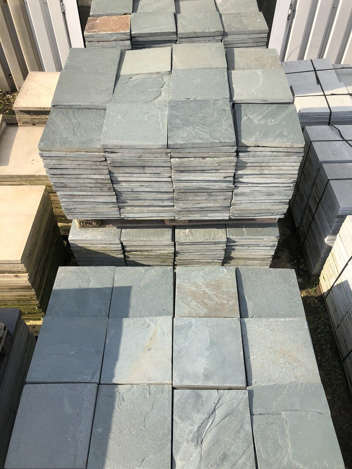 Terrassenplatten Schiefer Grau Grün Naturstein Restposten 30x30cm 1 Qm 6 Terrassenplatten Schiefer Grau Grün Naturstein Restposten 30x30cm 1 Qm – Bild 6